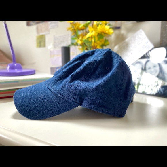 Baseball cap - Picture 3 of 4